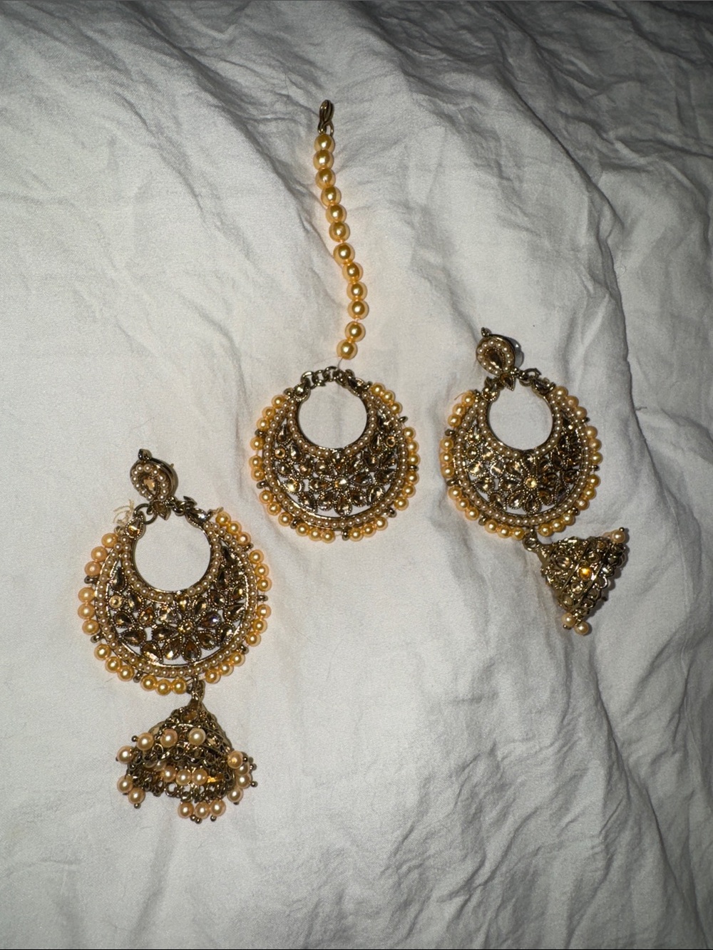 Gold-Tone Pearl Chandbali Earrings and Maang Tikka Set